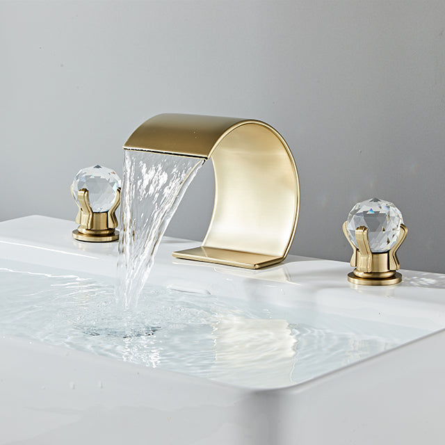 Lumière waterfall pour